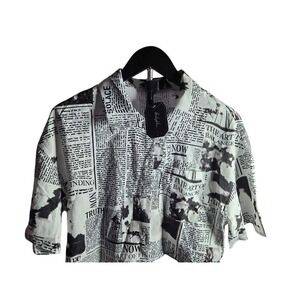Solyhux Women's‎ Newspaper Print Cropped Button Up Shirt XS